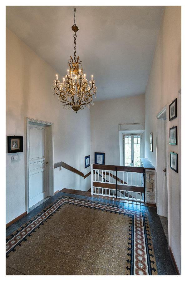 Villa Italy 马里纳-迪-皮特拉桑塔 外观 照片