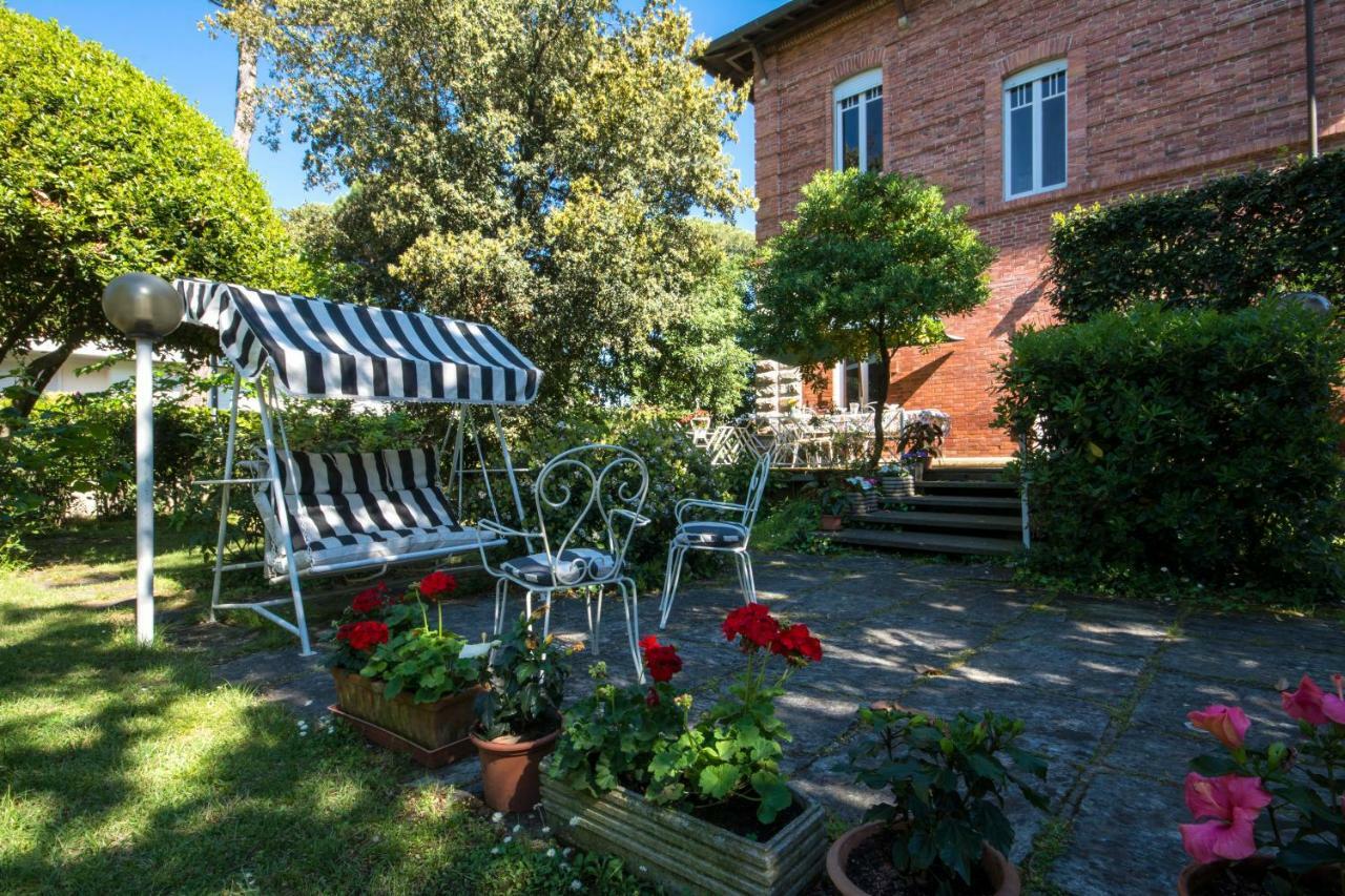 Villa Italy 马里纳-迪-皮特拉桑塔 外观 照片